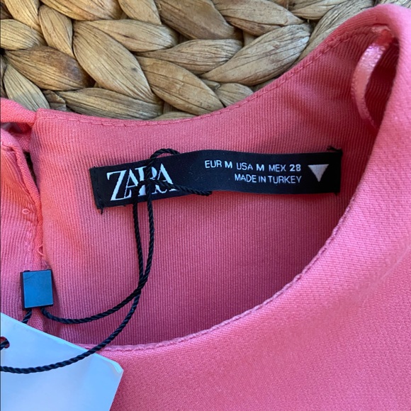 ✨Zara ✨Crop Pink Button Back Work Shirt - Picture 5 of 5